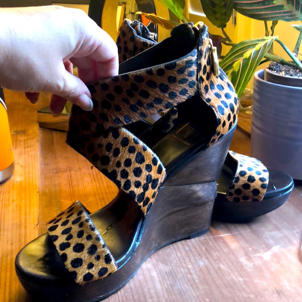 Diane Von furstenberg wedge leopard heels. Size 7
